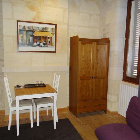 Au Coeur Des Vignobles Bed & Breakfast Saint-Estèphe Екстериор снимка