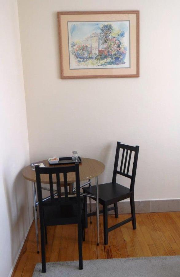 Au Coeur Des Vignobles Bed & Breakfast Saint-Estèphe Екстериор снимка